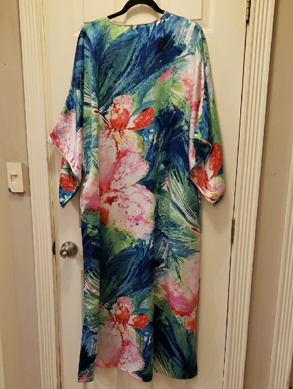 Natori Multicolor Floral V-Neck Maxi Dress — Blue, Pink, Green - Picture 4 of 5